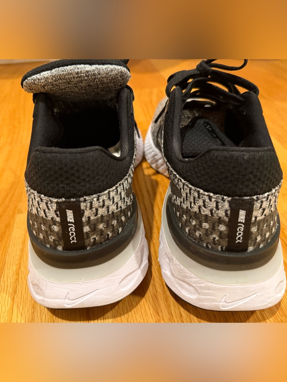 Women’s Nike React Infinity Flyknit 3 , Size 9.5 - Picture 4 of 5